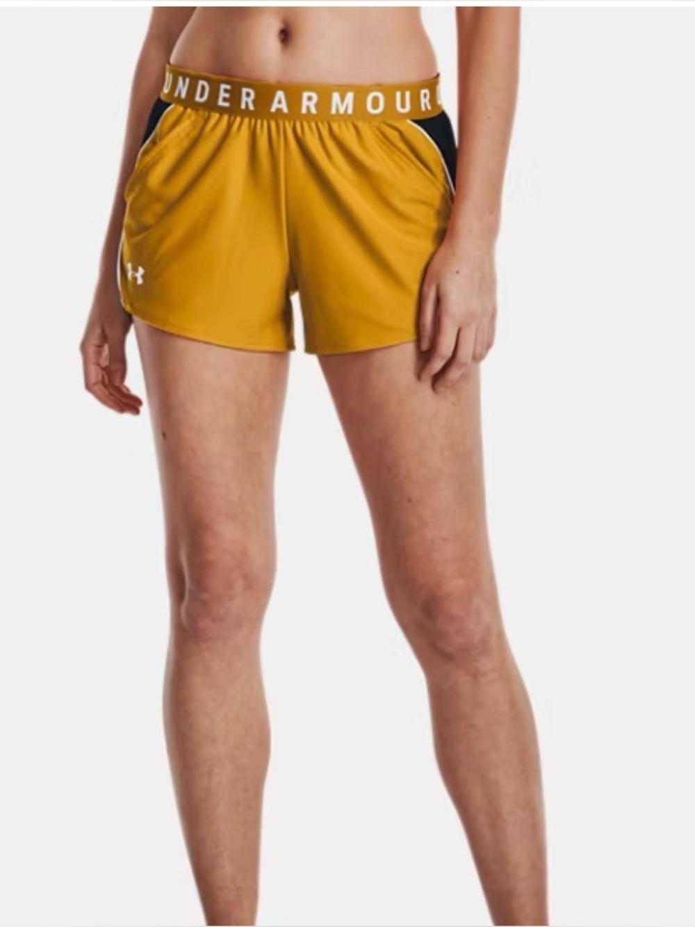 UA Women’s Play Up Colorblock shorts. NEW SZ MEDIUM
